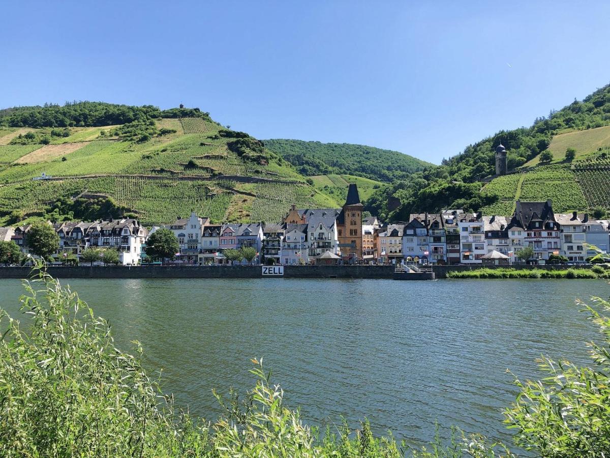 Ferienhaus Am Moselradweg Zell an der Mosel Bagian luar foto