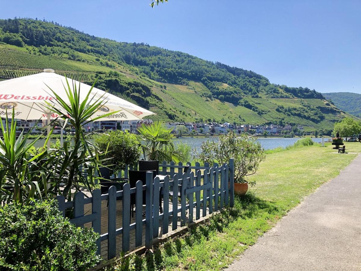 Ferienhaus Am Moselradweg Zell an der Mosel Bagian luar foto